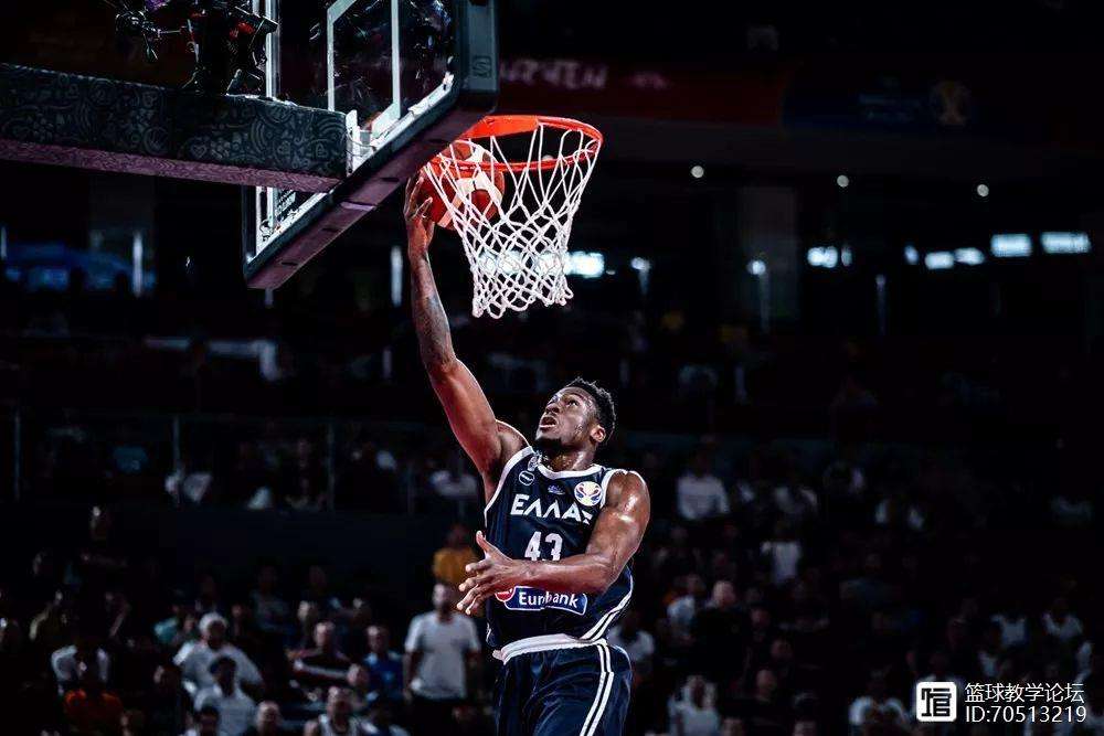 开云入口Ming焦点对战，字母哥与80激战TL分钟，重返赛场胜负难料！气势如虹延续的简单介绍