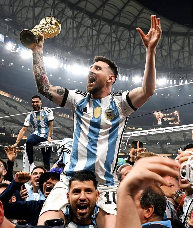 kaiyun梅西在法国队比赛中问鼎冠军，高光表现引发热议！的简单介绍