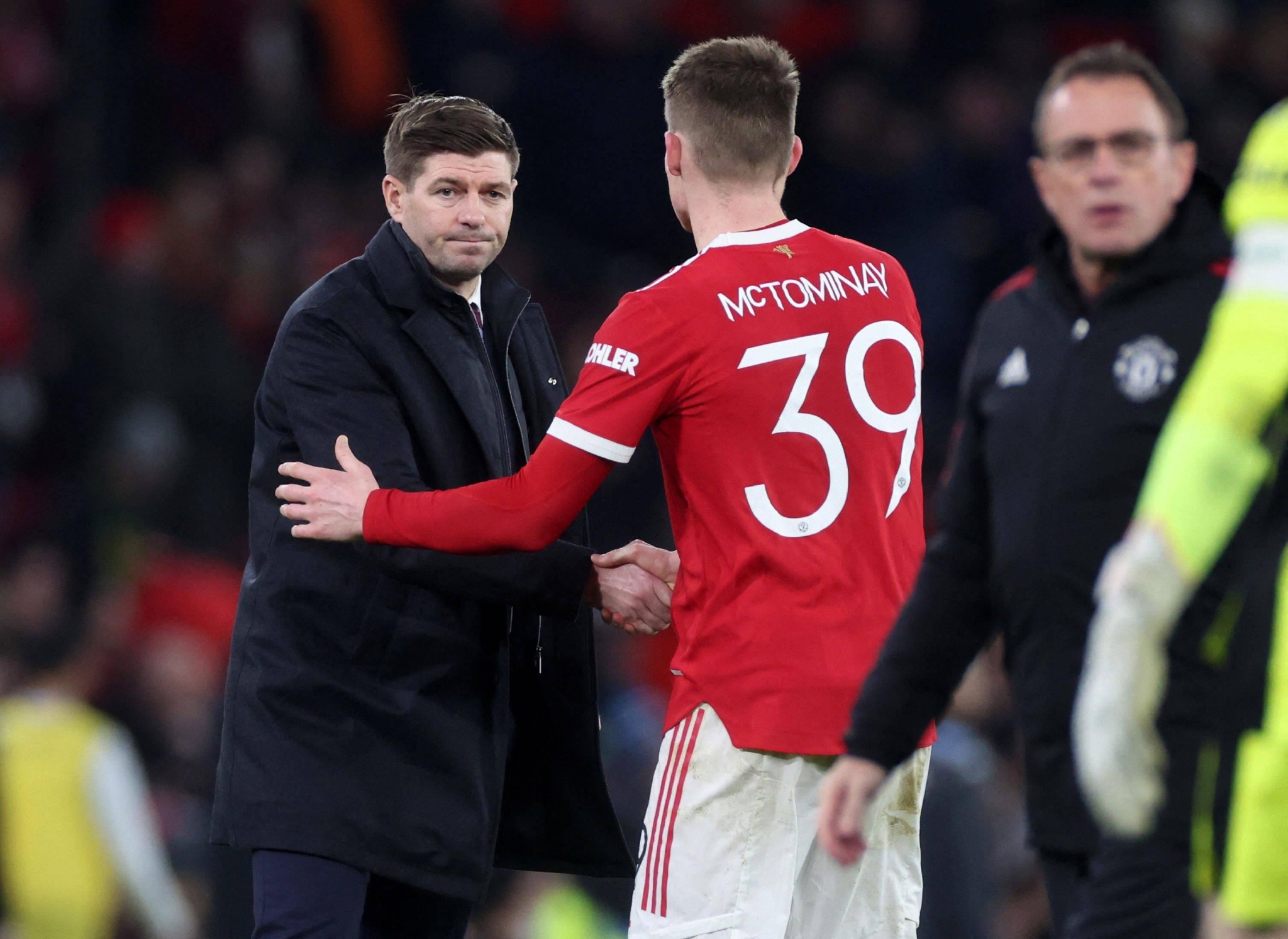 开云APP足总杯倒计时；阿斯顿维拉清晨防线松动；细节引发关注；更衣室稳定；医务组通报恢复的简单介绍