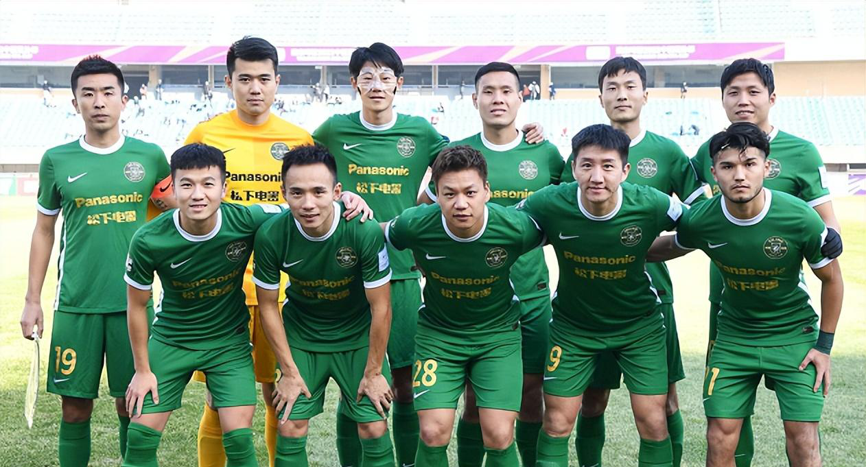 关于上海海港冲刺阶段队长鼓劲，志在足总杯名次提升，更衣室稳定，高层口径保持一致的信息