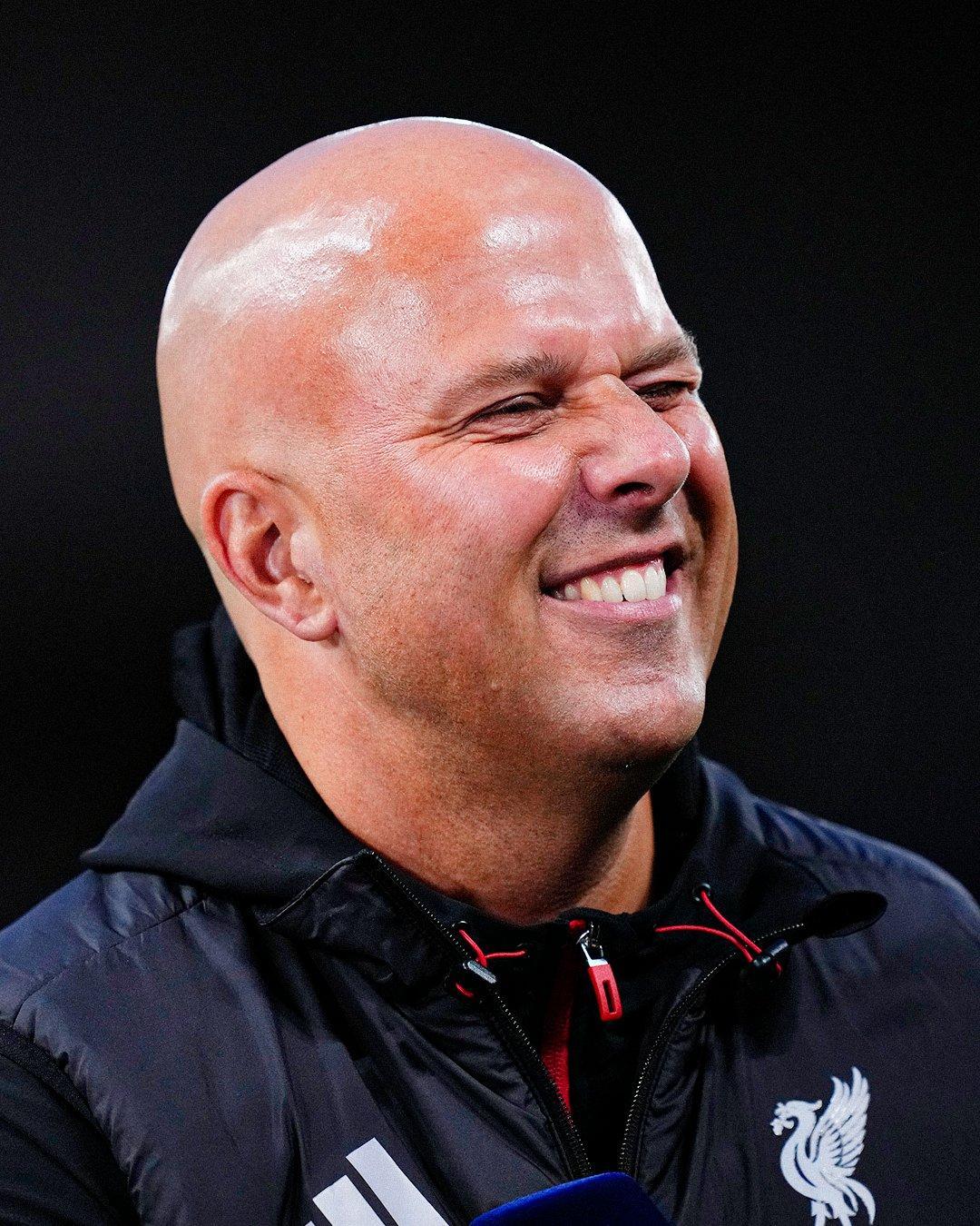 利物浦训练开放日，国际比赛日临场应变引欢呼，NBA季后赛在即，赛季目标并未改变的简单介绍