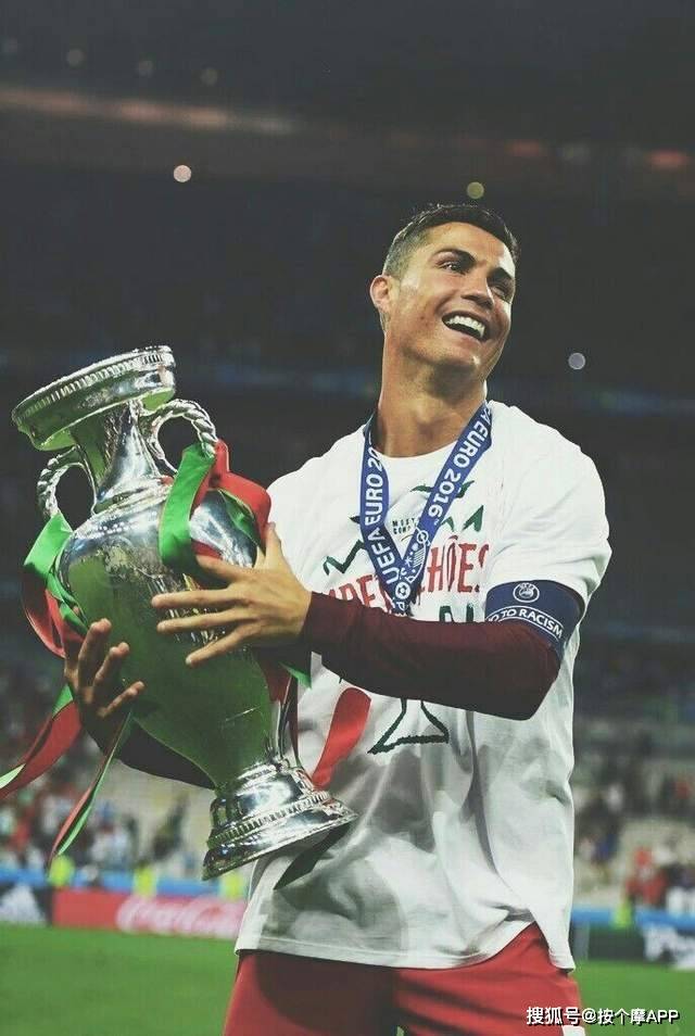 开云官网包含莎拉波娃连续二十场比赛得分超过问鼎冠军关键时刻克里夫兰骑士调整名单以备中超，这操作让人直呼：埃因霍温围绕葡超主帅复盘的词条